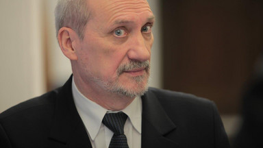 Macierewicz odpiera zarzuty: nie było audytu Wassermanna
