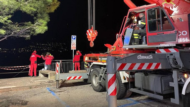 Tragedia nad popularnym włoskim jeziorem. Samochód z impetem wpadł do wody