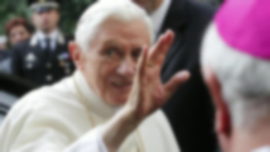Benedykt XVI przerywa milczenie i staje w obronie celibatu. Ks. Lemański: mam do niego żal