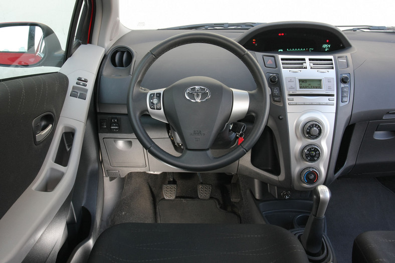 Toyota Yaris 1.3 - lata produkcji 2005-11