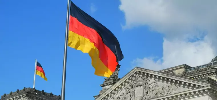Niemcy zaostrzają walkę z mową nienawiści w sieci. Sprawy będą zgłaszane na policję