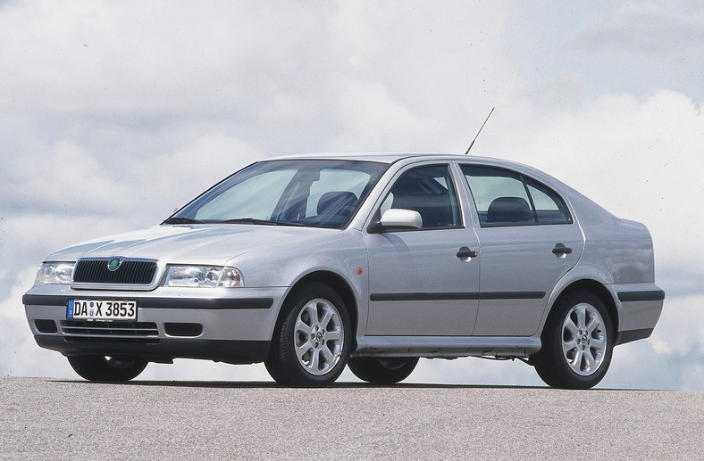 7 - Skoda Octavia (I)