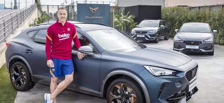 Nowe auta piłkarzy FC Barcelony - Cupra w miejsce Audi