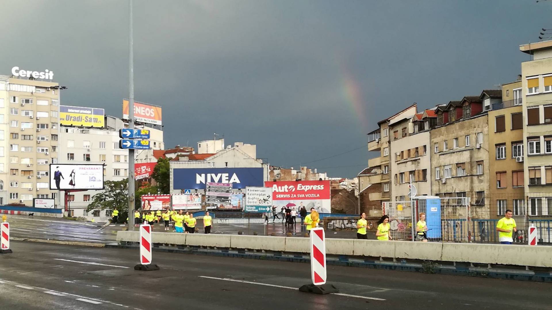 Nakon Parade i kiše, i trka paralisala Beograd