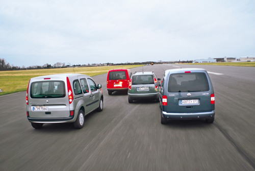 Renault Kangoo, Skoda Roomster, Opel Combo, VW Caddy - Mistrzowie praktyczności