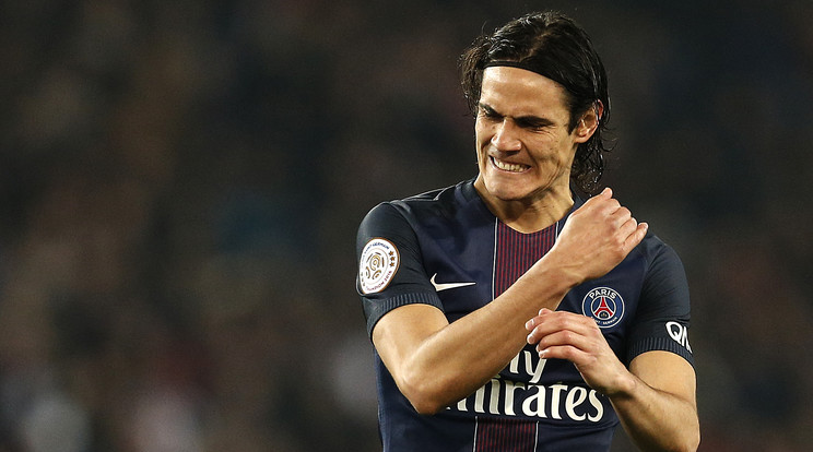 Cavani kosárlabdázóként is kereshetné a kenyerét /Fotó: AFP