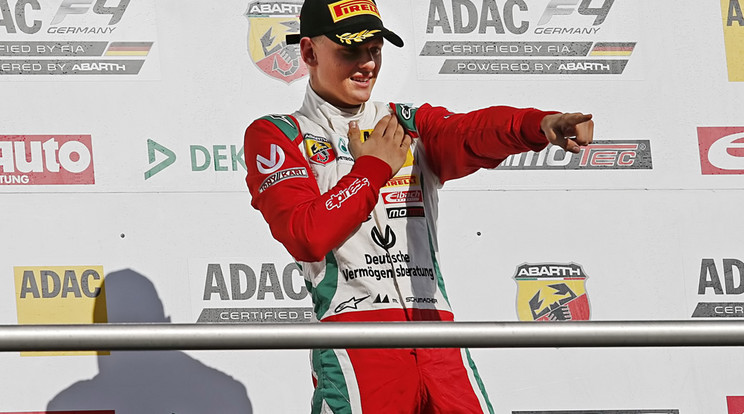 Mick Schumacher elbukta a bajnoki címet /Fotó: AFP