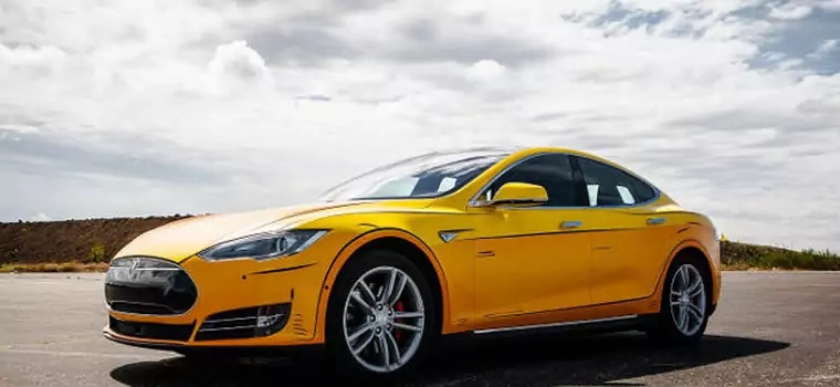 Tesla Model S P90D, która wygląda jak z kreskówki (wideo)