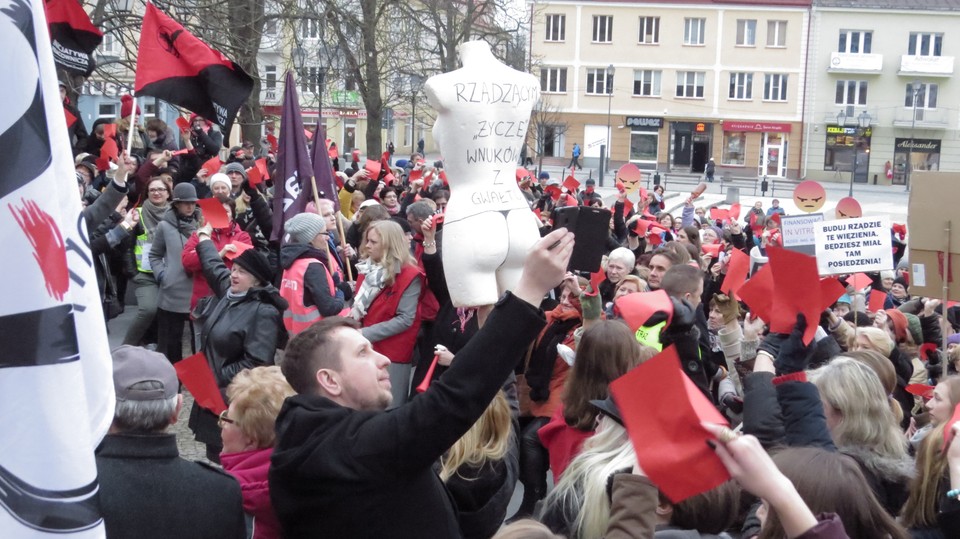 Międzynarodowy Strajk Kobiet: Białystok, Fot. Konrad Kruszewski; 