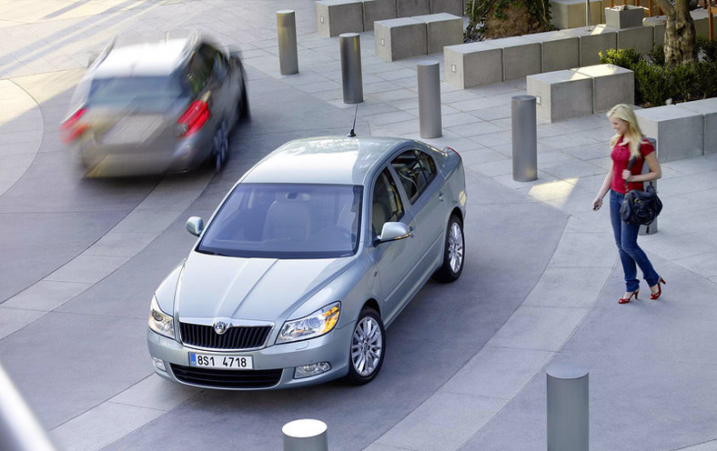 Paryż 2008: Škoda Octavia po liftingu już odkryta (fotogaleria)