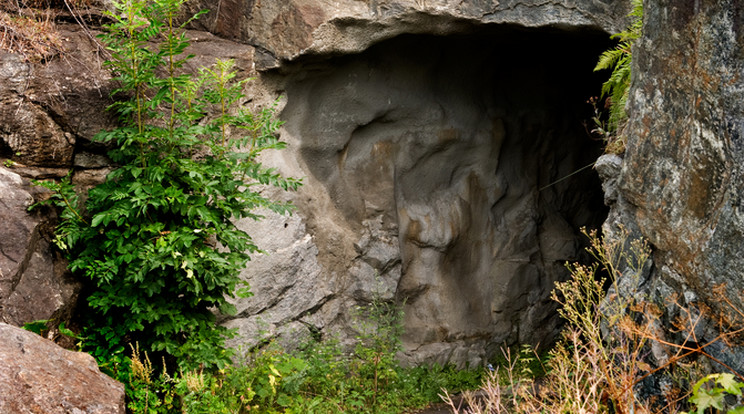 Elképesztő mit művelt a barlangban az eltűntnek kikiáltott férfi / Fotó: Northfoto