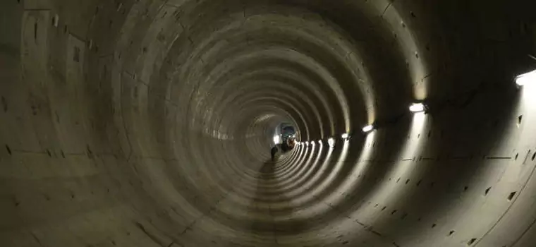 Jednokierunkowy tunel dla dźwięku, który wydrukowano w drukarce 3D