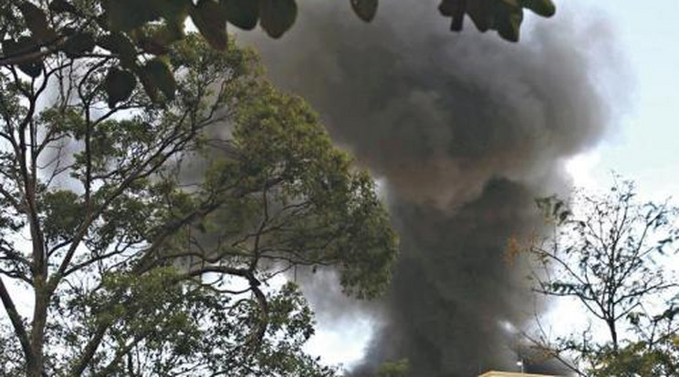 Felgyújtották a plázát a szomáliai terroristák