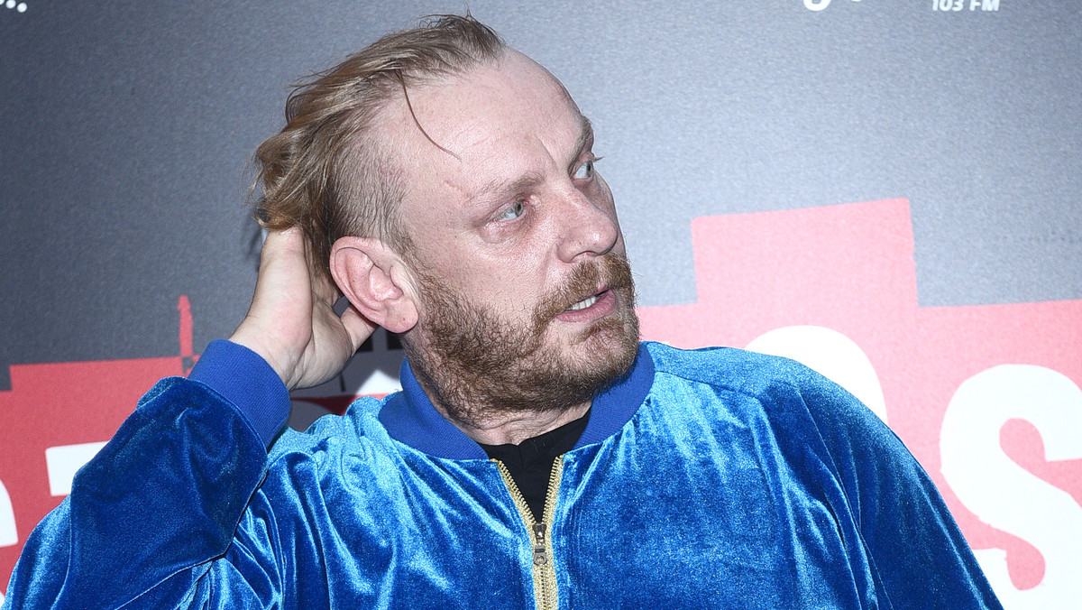 Bartosz Żukowski na premierze sztuki "The Strings, czyli sex, drugs i disco"