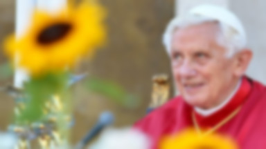Benedykt XVI do Polaków: niech Maryja was osłania w walce ze złem