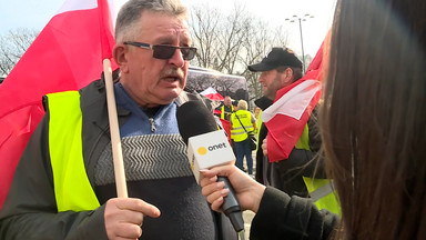Rolnicy protestują w Warszawie. "Nie chcemy jałmużny" [WIDEO]