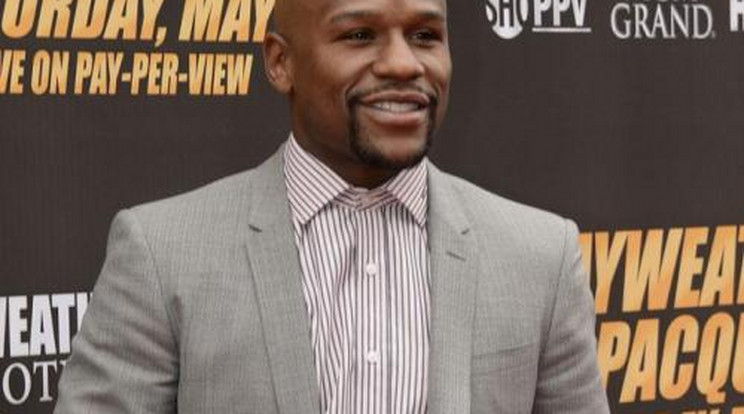 Mayweather újabb játékszert vett milliárdos autóparkjába 