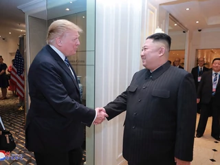 Donald Trump i Kim Dzong Un