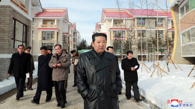 Niewolnicy budują koreańskie "miasto marzeń". Odwiedził je Kim Dzong Un