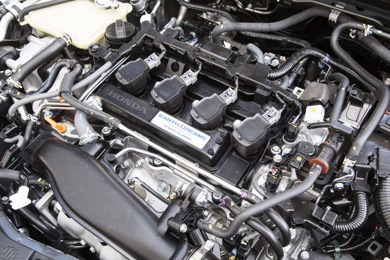 Honda Civic 1.5 VTEC Turbo - sedan z najlepszym CVT na rynku