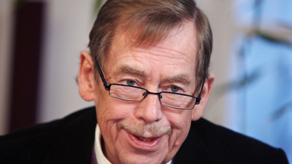 Przez wszystkie lata, także swej prezydentury, Havel w swojej postawie, wyborach, wystąpieniach dawał świadectwo człowieka poszukującego głębszych duchowych wartości - powiedział o. Tomasz Dostatni.