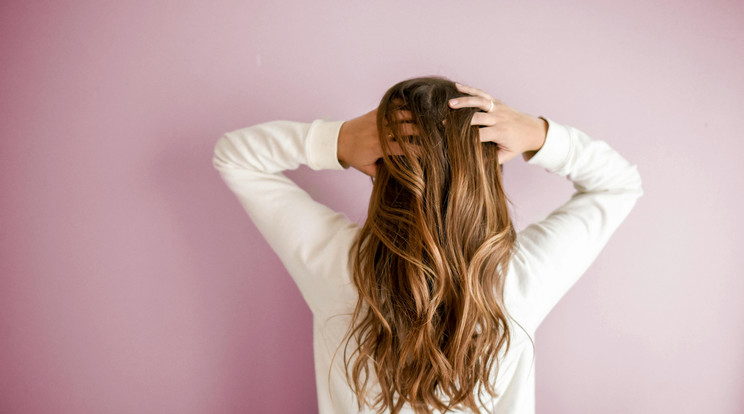 Hetente egy-két, maximum három alkalommal érdemes hajat mosni / Fotó: Pexels /
