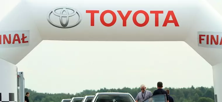 Ile tak naprawdę pali hybrydowa Toyota Auris?