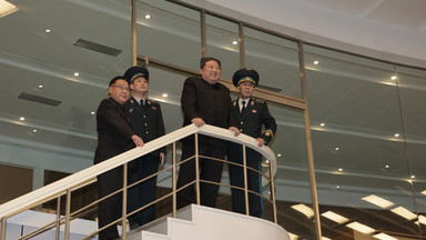 Kim Dzong Un "dokonał inspekcji" z satelity. Szukał baz wojskowych USA
