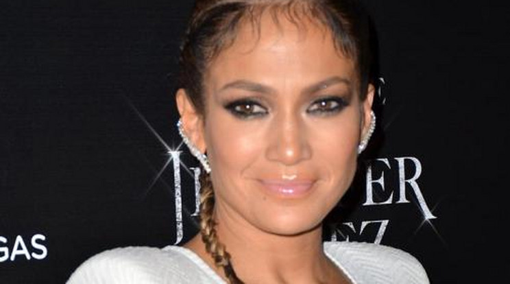 Jennifer Lopez 46 évesen is bombázó
