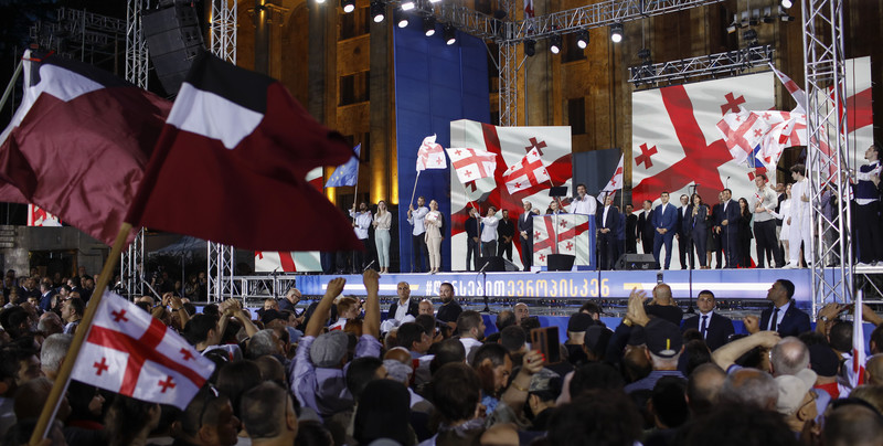 Protesty w Gruzji. Lider opozycji został pobity