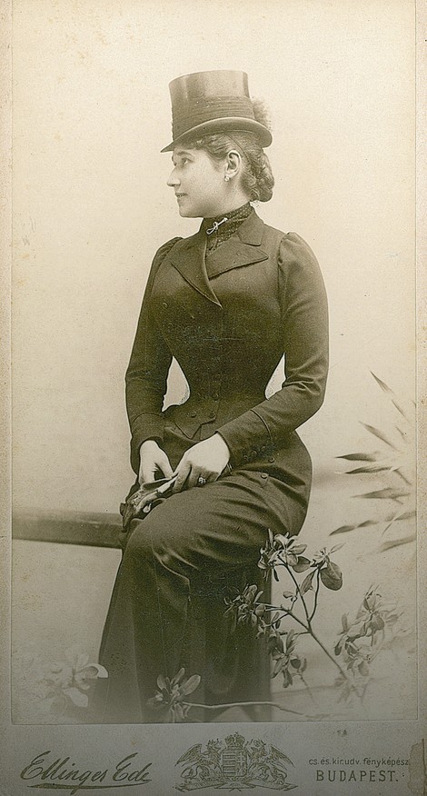 Lenka Dunđerski 