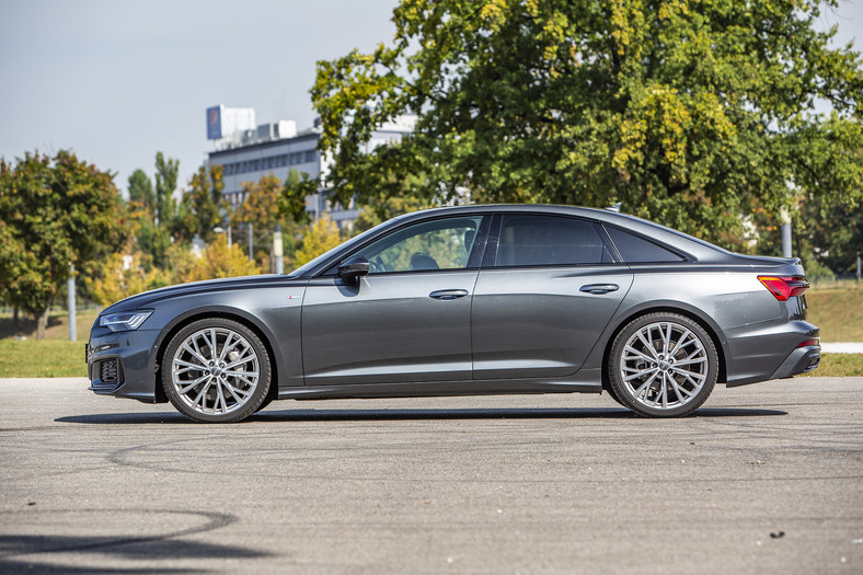 Test Audi A6 55 TFSI Quattro - szybko, cicho i gładko