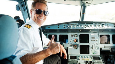 Jakie okulary noszą piloci samolotów i po co im one potrzebne