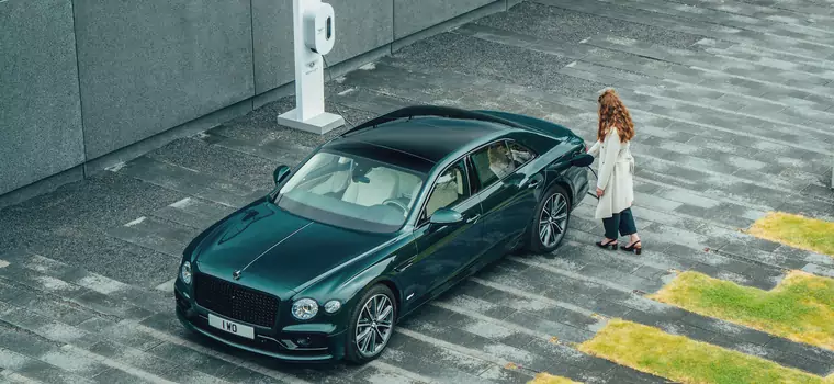 Bentley Flying Spur teraz bardziej "zielony". Debiutuje hybryda plug-in