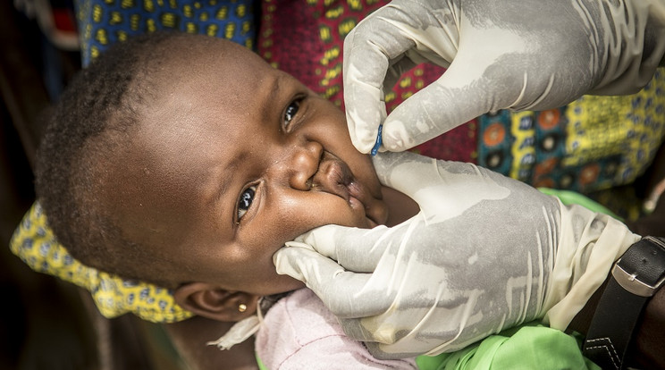 Egy lájkért 1 dollárt fizet Bill és Melinda Gates alapítványa – védőoltások mellett kampányol az UNICEF 