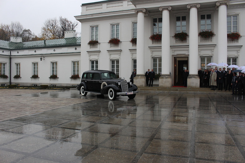 Cadillac Piłsudskiego w Belwederze