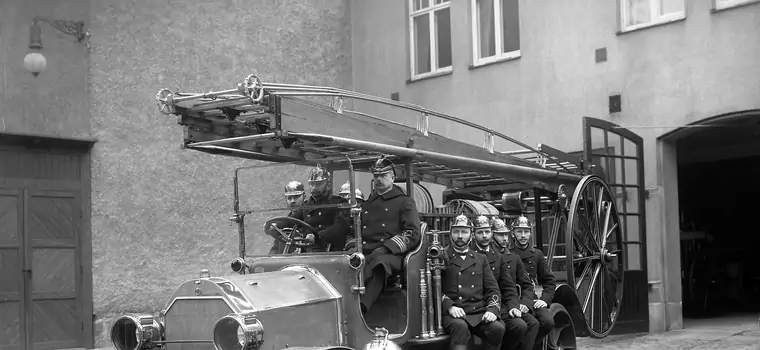 100 lat wozów strażackich Scania