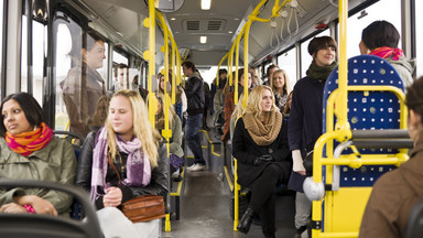 Warszawa: Przetarg na 100 autobusów przeprowadzony niezgodnie z prawem?