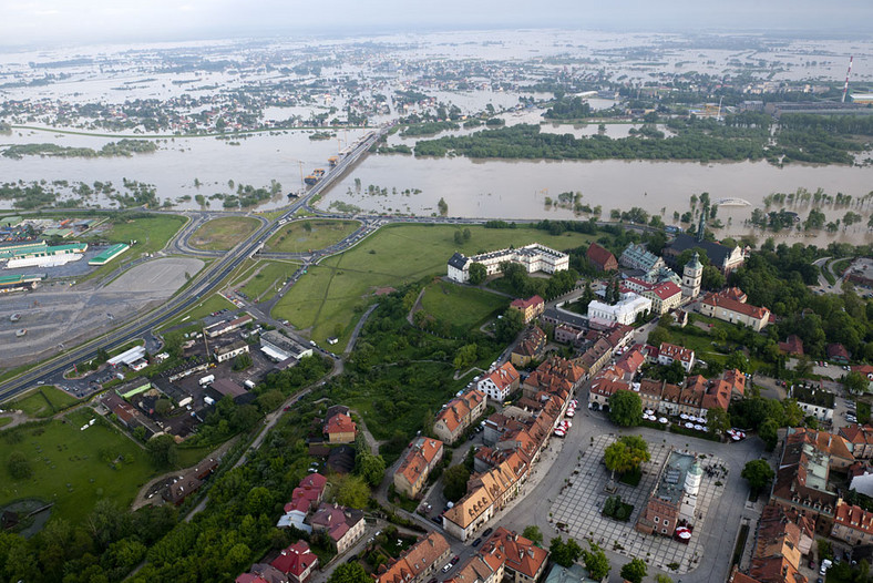 Sandomierz "Powódź z nieba". Fot. Kacper Kowalski