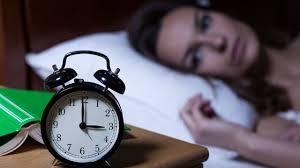 Álmatlanság? Nehezen alszol el? Ezentúl 1 perc alatt menni fog a szakértők tanácsaival!