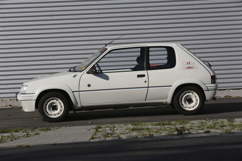 Peugeot 205 Rallye 1.9 - rajdówka wagi lekkiej