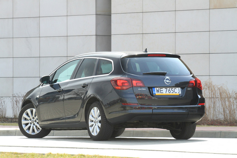 Opel Astra Sports Tourer: więcej mocy i co jeszcze?