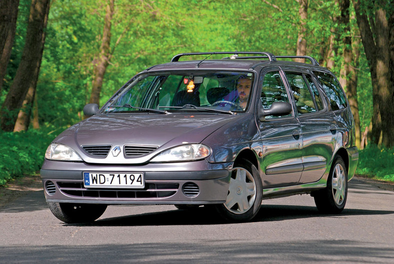 Renault Mégane 1.6/1999 r. - Cena 2350 zł