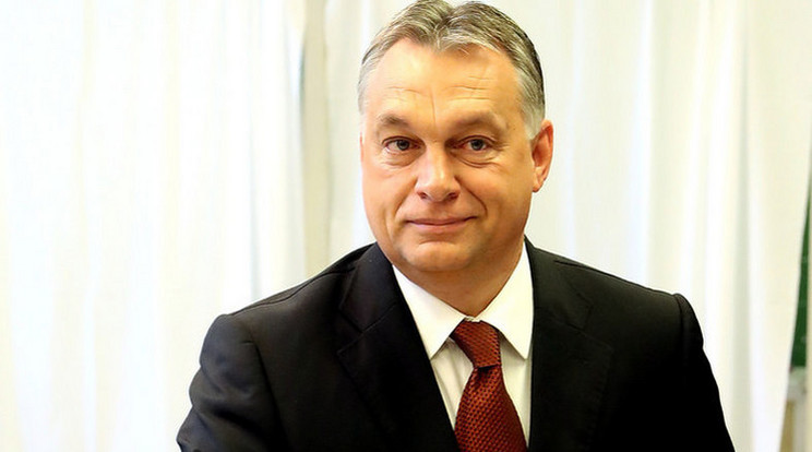 Orbán Viktor unokáival ünnepel / Fotó: Weber Zsolt