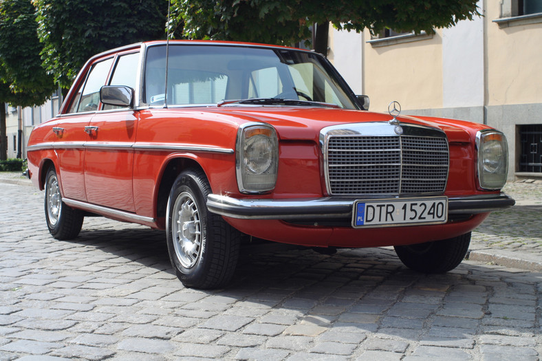 Najstarszy Mercedes przejedzie ulicami Warszawy (5.09.2010)