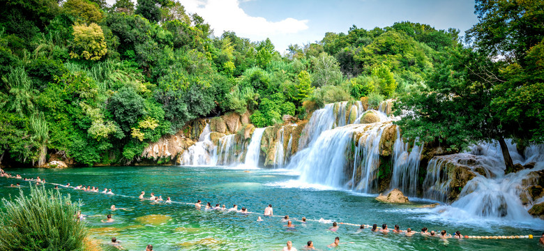 Koniec kąpieli w słynnym chorwackim Parku Narodowym Krka