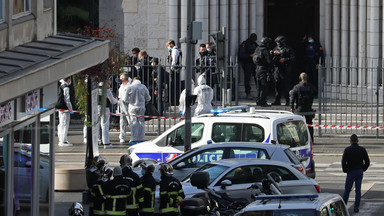 Francja: Atak nożownika w Nicei. Są ofiary i ranni [ZDJĘCIA]