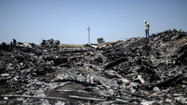 Ukraina: pierwsi krewni ofiar na miejscu katastrofy boeinga