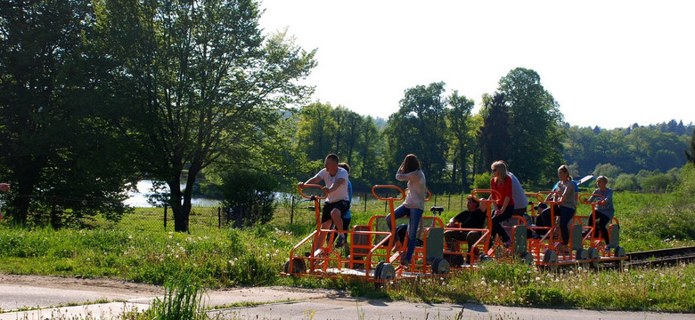 Bieszczadzkie drezyny rowerowe cieszą się niesłabnącą popularnością