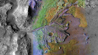 Pradawne jezioro odkryte na Marsie